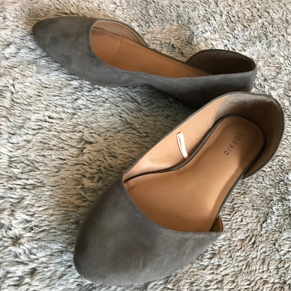 GREY D'ORSAY FLAT